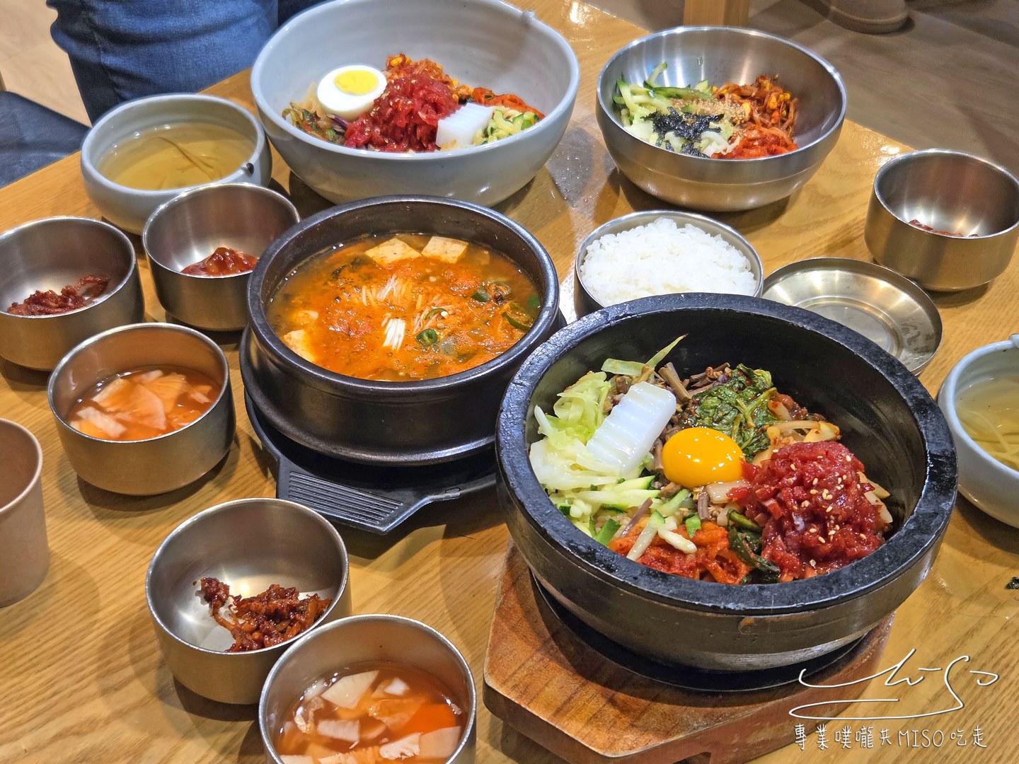 介淨本店개정본점｜大邱美食必吃，超新鮮生牛肉拌飯，搭配螃蟹海鮮大醬鍋太犯規！
