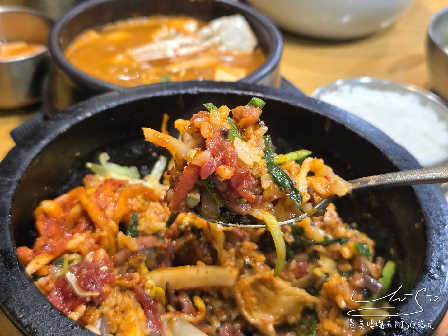 介淨本店개정본점｜大邱美食必吃，超新鮮生牛肉拌飯，搭配螃蟹海鮮大醬鍋太犯規！