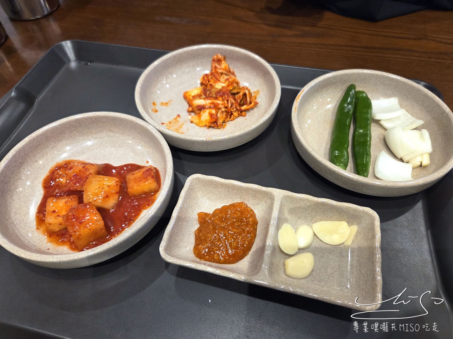 大川湯飯鐘路直營店(대천국밥종로직영점)｜大邱美食推薦，牛骨湯熬煮湯底，半月堂站好吃豬肉湯飯！