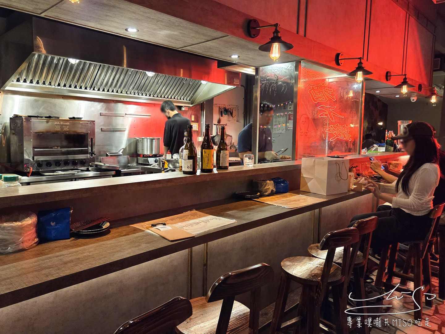 川楓酒食館｜晴光市場巷弄內美食，超人氣串燒居酒屋餐酒館！串燒一夜干調酒一次滿足！