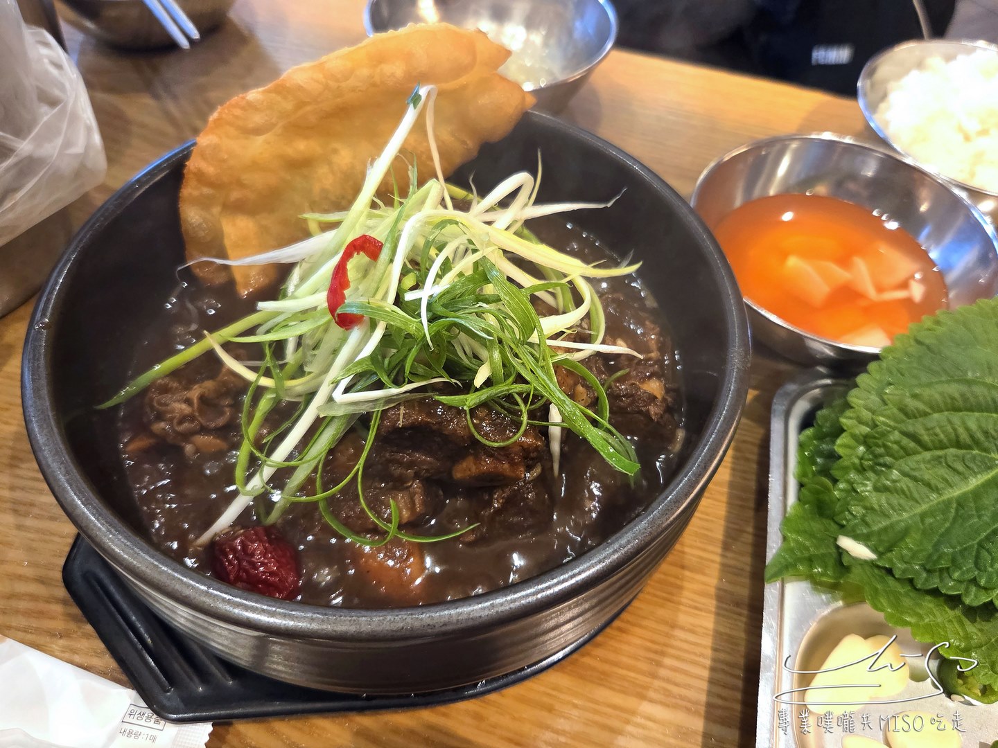 巨松燉排骨거송갈비찜|大邱必吃美食,藥草燉排骨加上秘製醬汁,骨肉分離、軟嫩入味!包菜拌飯都好吃! - 第9張圖 巨松燉排骨거송갈비찜|大邱必吃美食,藥草燉排骨加上秘製醬汁,骨肉分離、軟嫩入味!包菜拌飯都好吃!