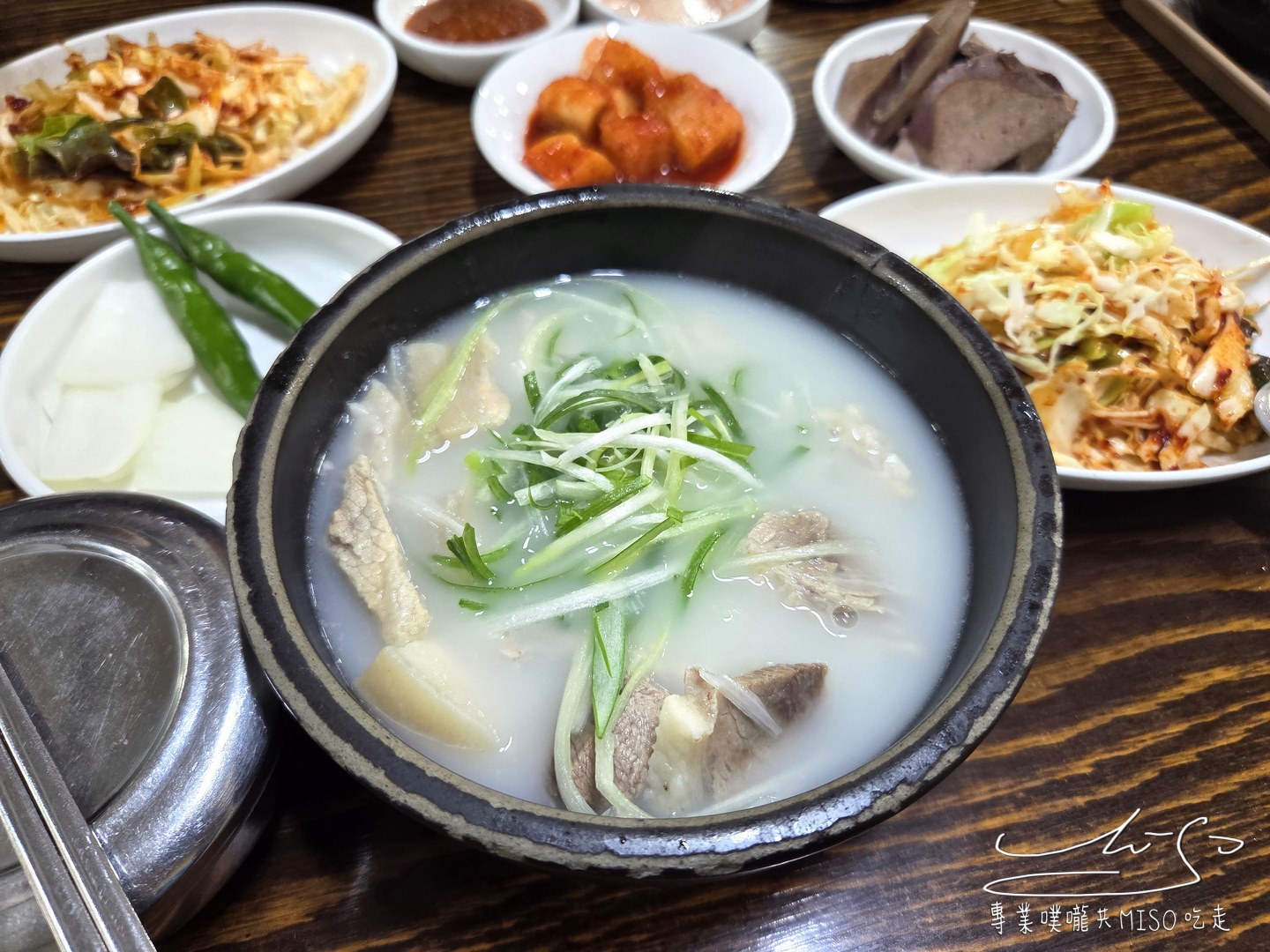 8號食堂|8번식당大邱必吃美食!白切肉厚度十足,Q彈鮮美,完全沒有豬腥味!還可以生菜包肉! - 第10張圖 8號食堂|8번식당大邱必吃美食!白切肉厚度十足,Q彈鮮美,完全沒有豬腥味!還可以生菜包肉!