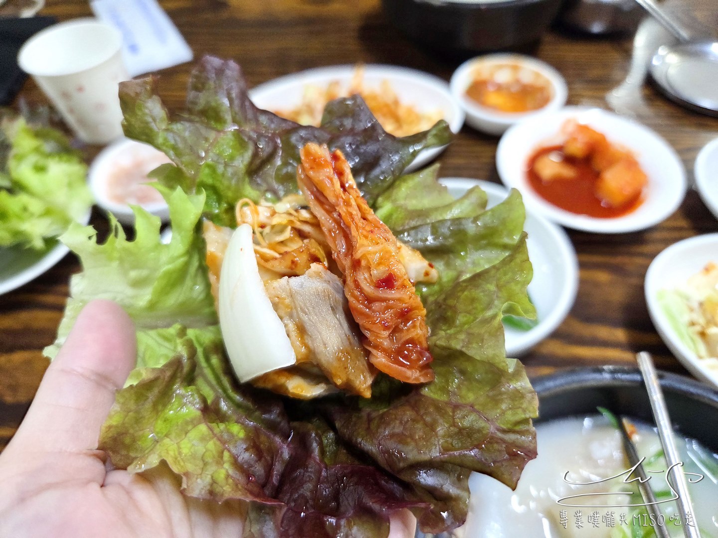 8號食堂|8번식당大邱必吃美食!白切肉厚度十足,Q彈鮮美,完全沒有豬腥味!還可以生菜包肉! - 第12張圖 8號食堂|8번식당大邱必吃美食!白切肉厚度十足,Q彈鮮美,完全沒有豬腥味!還可以生菜包肉!