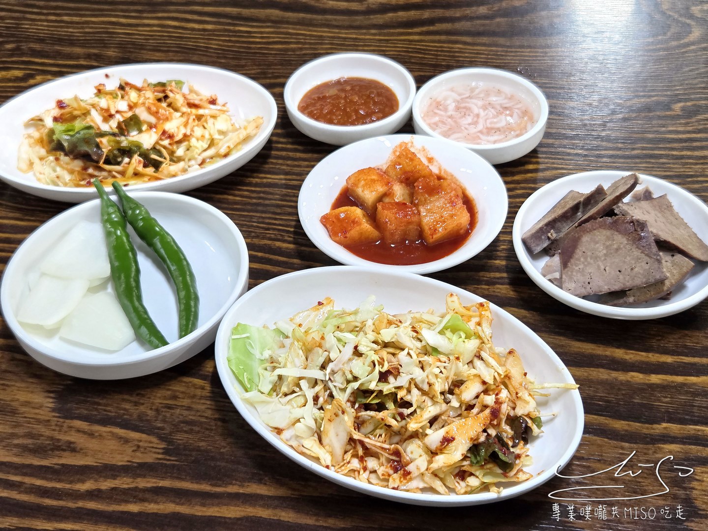 8號食堂|8번식당大邱必吃美食!白切肉厚度十足,Q彈鮮美,完全沒有豬腥味!還可以生菜包肉! - 第8張圖 8號食堂|8번식당大邱必吃美食!白切肉厚度十足,Q彈鮮美,完全沒有豬腥味!還可以生菜包肉!