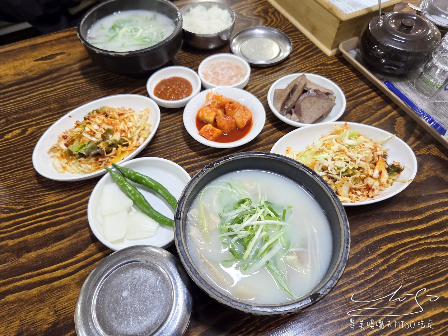 8號食堂|8번식당大邱必吃美食!白切肉厚度十足,Q彈鮮美,完全沒有豬腥味!還可以生菜包肉! - 第14張圖 8號食堂|8번식당大邱必吃美食!白切肉厚度十足,Q彈鮮美,完全沒有豬腥味!還可以生菜包肉!