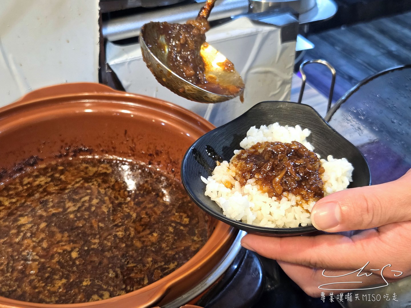 我!就厲害燒烤江翠珍饌店｜599元燒肉吃到飽，雞豬牛海鮮無限吃！蔬菜、甜點通通有，江子翠捷運站出口就到！