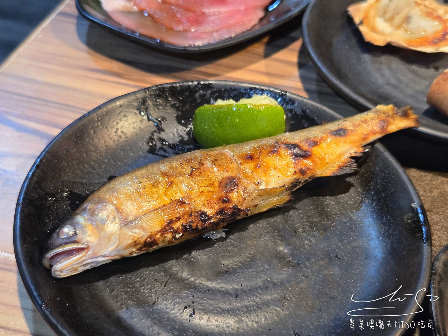 我!就厲害燒烤江翠珍饌店｜599元燒肉吃到飽，雞豬牛海鮮無限吃！蔬菜、甜點通通有，江子翠捷運站出口就到！