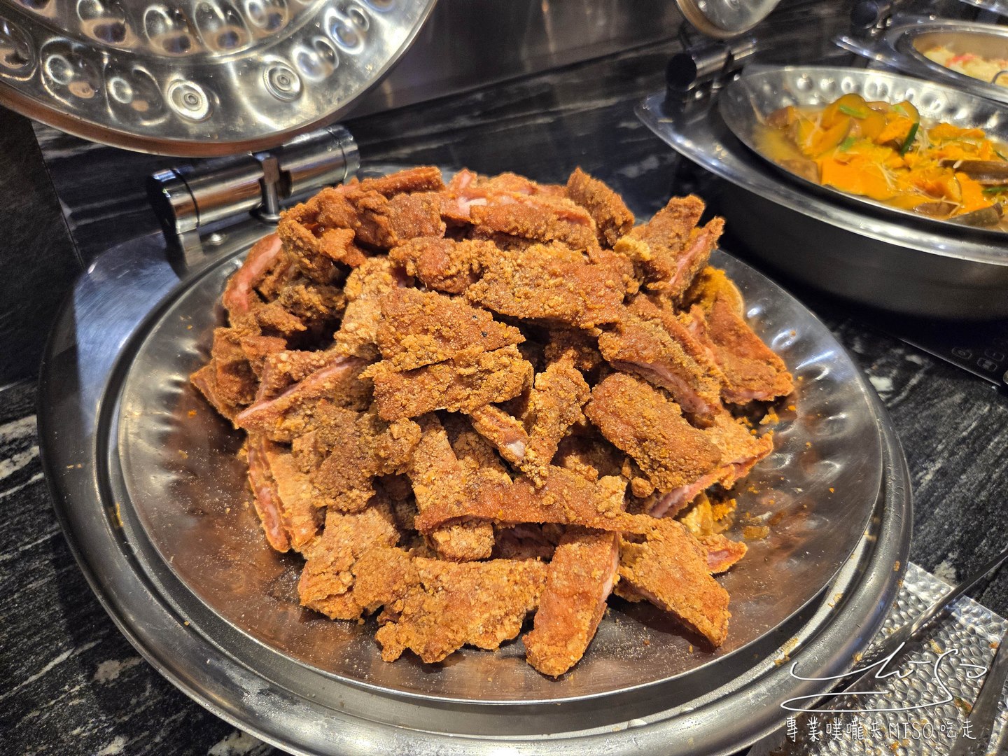 貴族世家板橋板新店|為了自助吧來的!螃蟹、蚵仔煎、豬腳、麻油雞,上百道料理多到像自助餐廳! - 第21張圖 貴族世家板橋板新店|為了自助吧來的!螃蟹、蚵仔煎、豬腳、麻油雞,上百道料理多到像自助餐廳!