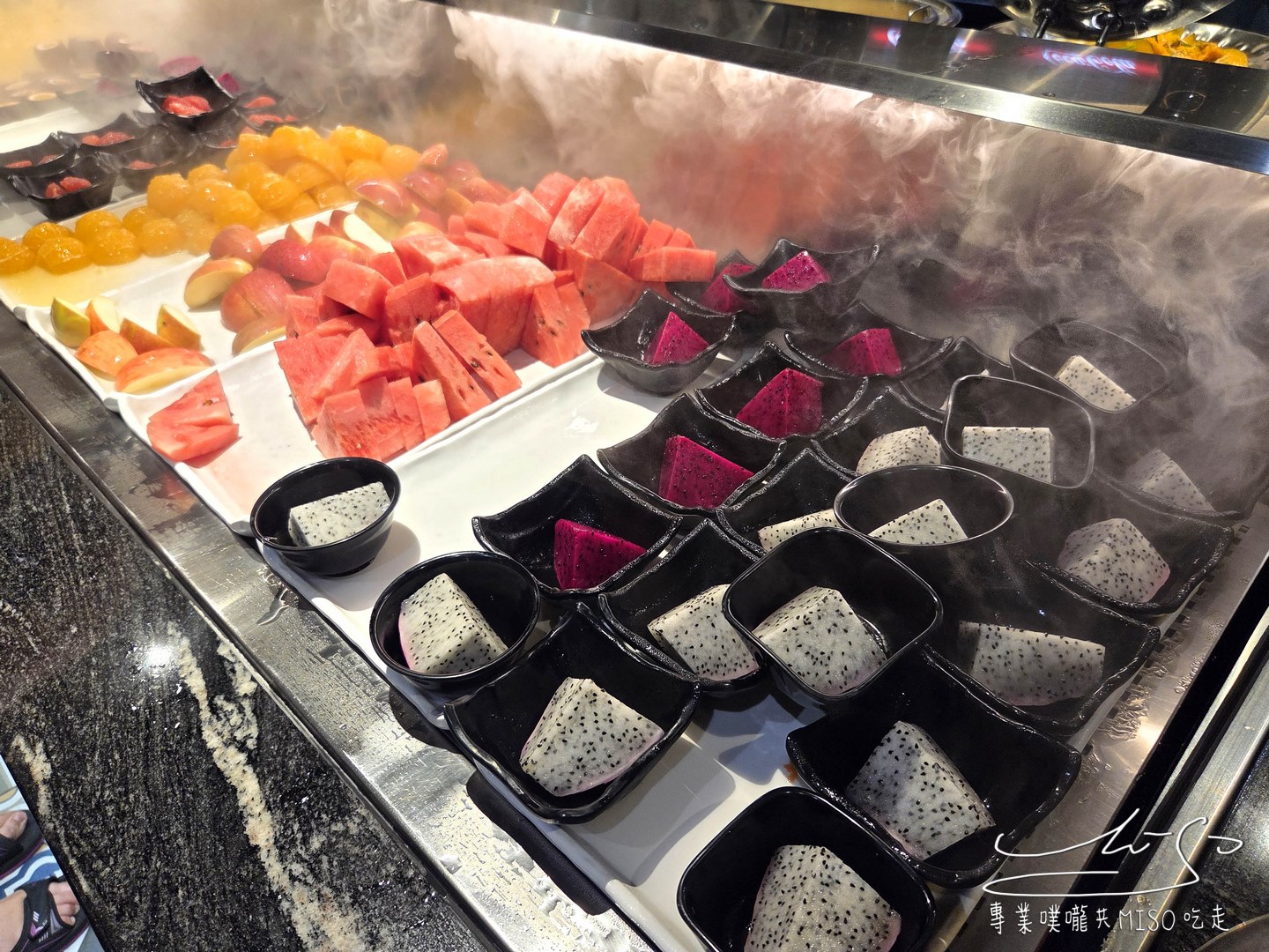 貴族世家板橋板新店|為了自助吧來的!螃蟹、蚵仔煎、豬腳、麻油雞,上百道料理多到像自助餐廳! - 第30張圖 貴族世家板橋板新店|為了自助吧來的!螃蟹、蚵仔煎、豬腳、麻油雞,上百道料理多到像自助餐廳!