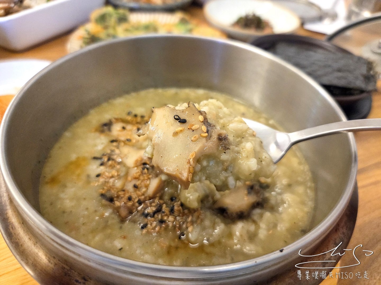 西海生醃醬蟹家｜서해게장집大邱超人氣生醃醬蟹！鮑魚粥、小菜、煎餅好吃到不行！大邱美食必吃！