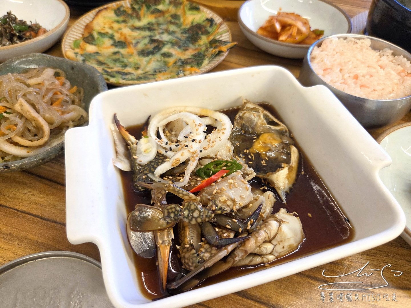 西海生醃醬蟹家｜서해게장집大邱超人氣生醃醬蟹！鮑魚粥、小菜、煎餅好吃到不行！大邱美食必吃！