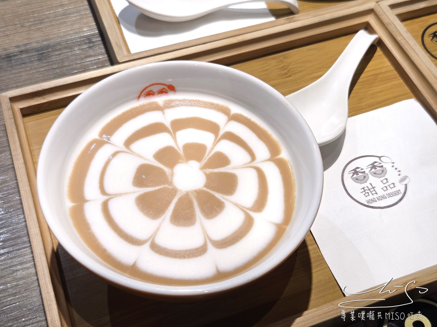 香香甜品|西門町美食推薦,港式燉奶、芝麻糊、楊枝甘露都好吃,西門港式甜品,Foodpanda可外送! - 第12張圖 香香甜品|西門町美食推薦,港式燉奶、芝麻糊、楊枝甘露都好吃,西門港式甜品,Foodpanda可外送!