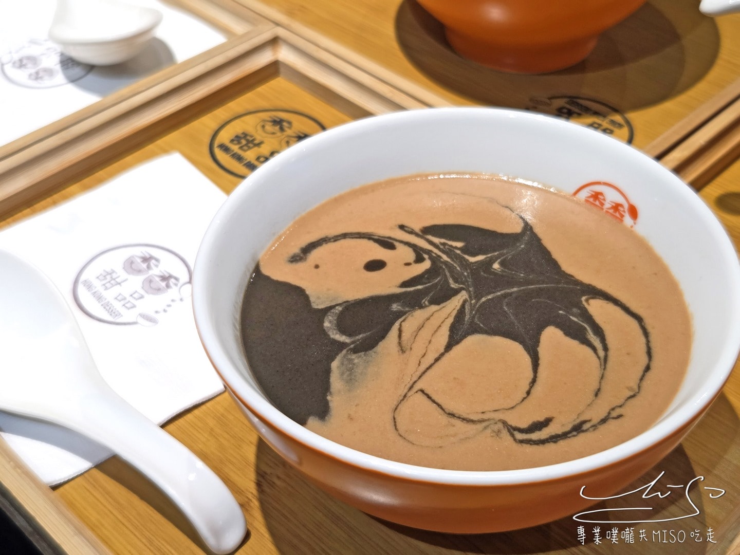 香香甜品|西門町美食推薦,港式燉奶、芝麻糊、楊枝甘露都好吃,西門港式甜品,Foodpanda可外送! - 第14張圖 香香甜品|西門町美食推薦,港式燉奶、芝麻糊、楊枝甘露都好吃,西門港式甜品,Foodpanda可外送!