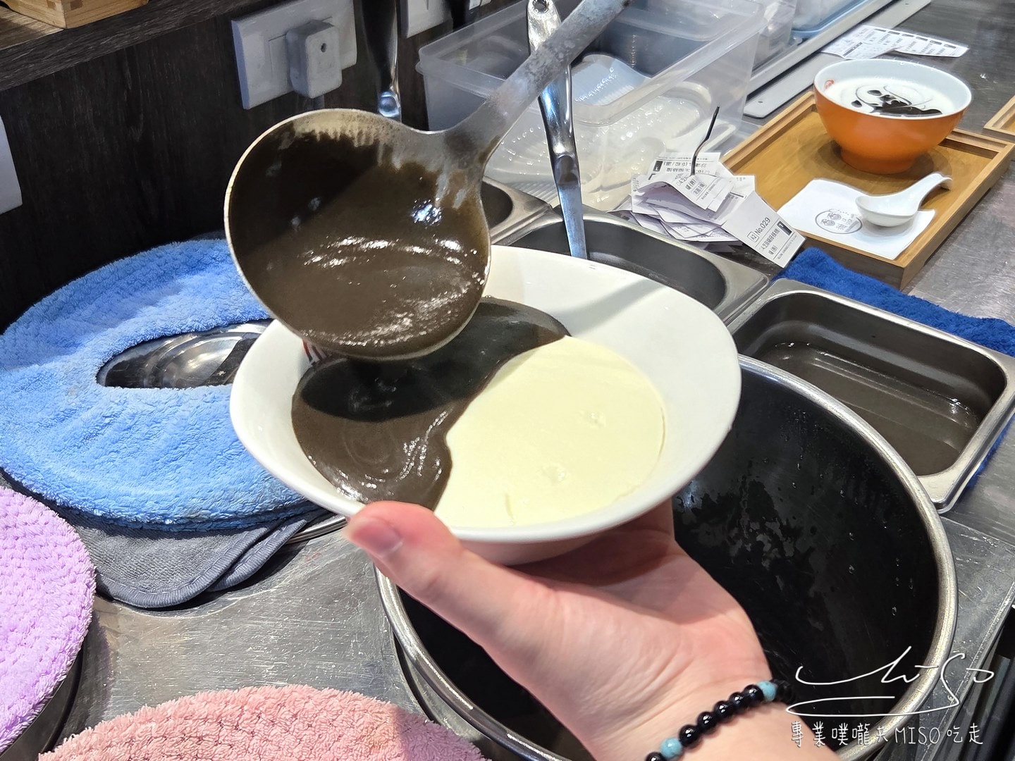 香香甜品|西門町美食推薦,港式燉奶、芝麻糊、楊枝甘露都好吃,西門港式甜品,Foodpanda可外送! - 第8張圖 香香甜品|西門町美食推薦,港式燉奶、芝麻糊、楊枝甘露都好吃,西門港式甜品,Foodpanda可外送!