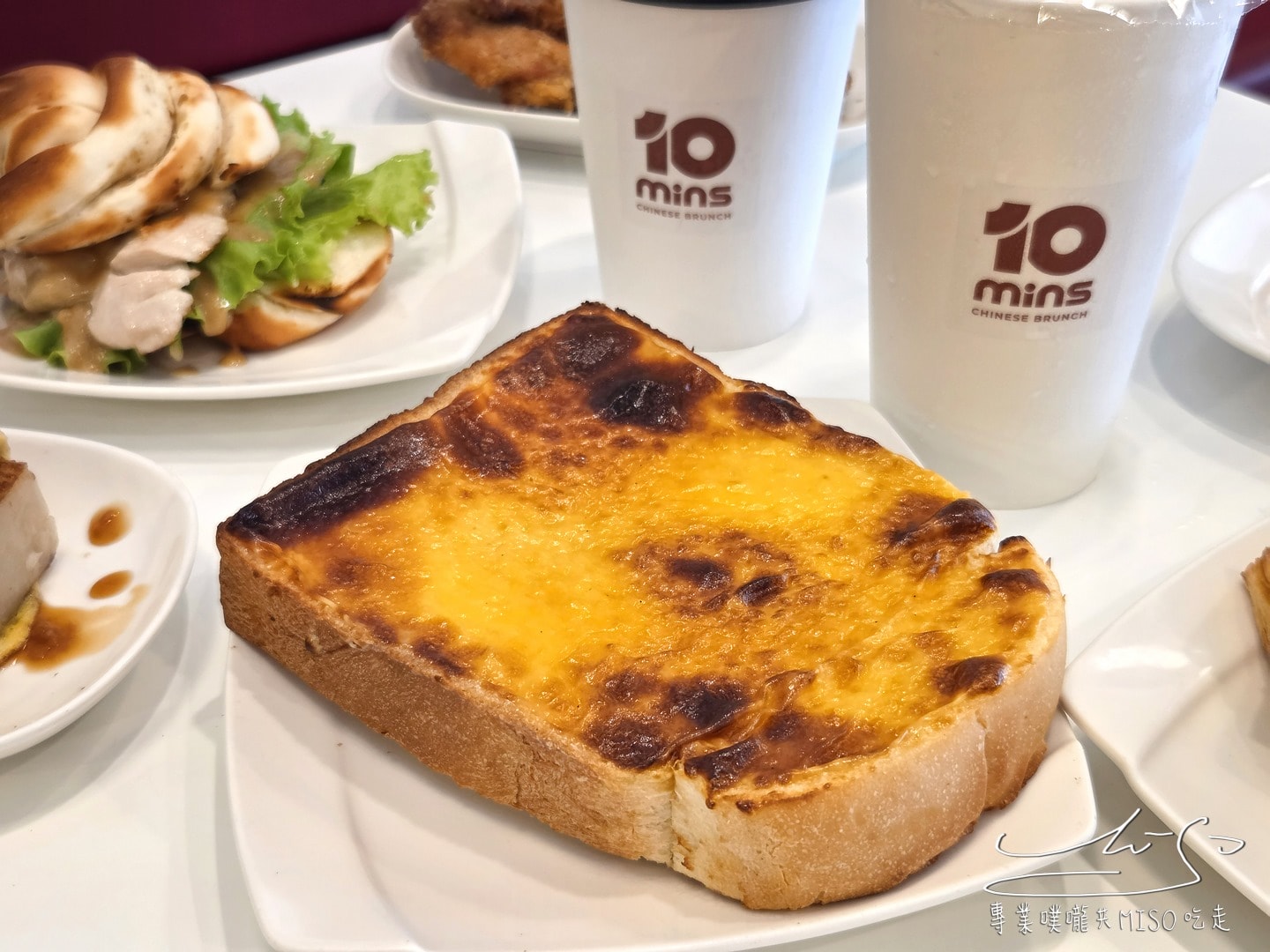 10MINS十分晨食｜隱藏版創意，厚切蘿蔔糕必點！花捲堡、奶香小油條，松江南京早午餐推薦！