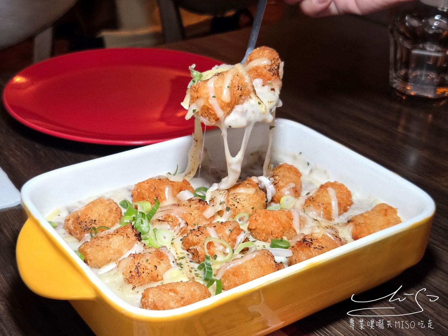 ABV美式餐酒館｜不用飛美國！明尼蘇達州美食季登台，爆漿起司漢堡還有超罪惡薯球牛肉派！