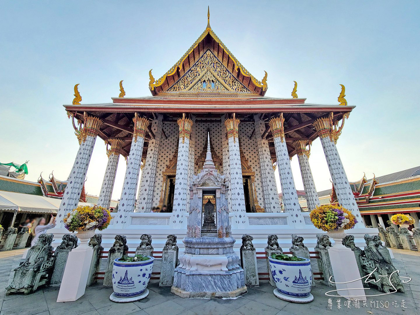 MAHASANÉ THAI COSTUME｜曼谷鄭王廟泰服推薦！泰服租借只要200元，預約方式、注意事項，文章詳細說明！