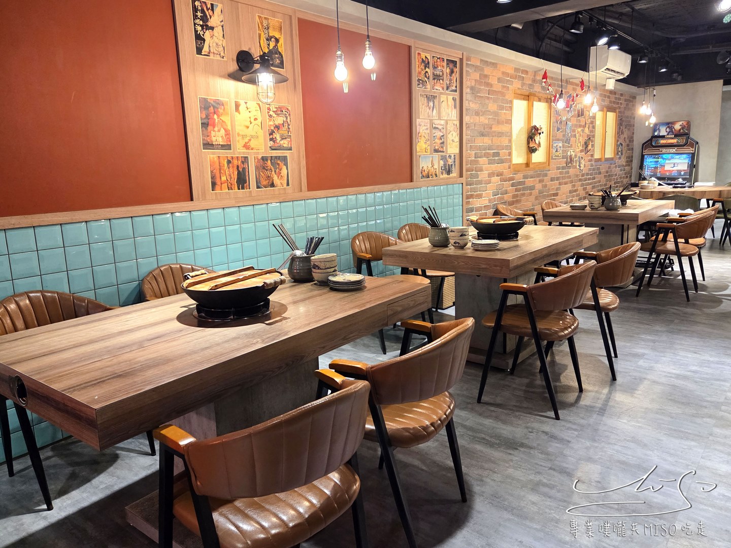 韋爐復刻食鍋巨城店|新竹巨城美食推薦!食材新鮮多樣,營業到凌晨3點,新竹聚餐宵夜首選! - 第8張圖 韋爐復刻食鍋巨城店|新竹巨城美食推薦!食材新鮮多樣,營業到凌晨3點,新竹聚餐宵夜首選!