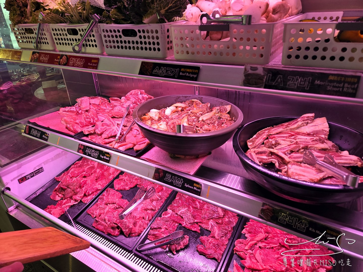 Mongvely|明洞烤肉吃到飽!牛肉無限續,台幣880冷麵、大醬湯、泡麵、飲料任你吃! - 第8張圖 Mongvely|明洞烤肉吃到飽!牛肉無限續,台幣880冷麵、大醬湯、泡麵、飲料任你吃!