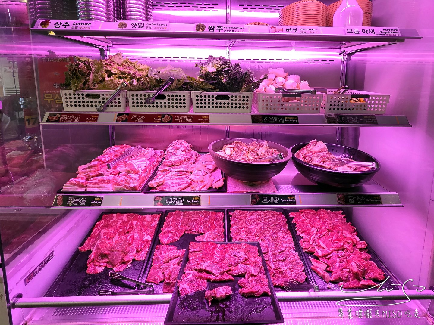 Mongvely|明洞烤肉吃到飽!牛肉無限續,台幣880冷麵、大醬湯、泡麵、飲料任你吃! - 第7張圖 Mongvely|明洞烤肉吃到飽!牛肉無限續,台幣880冷麵、大醬湯、泡麵、飲料任你吃!