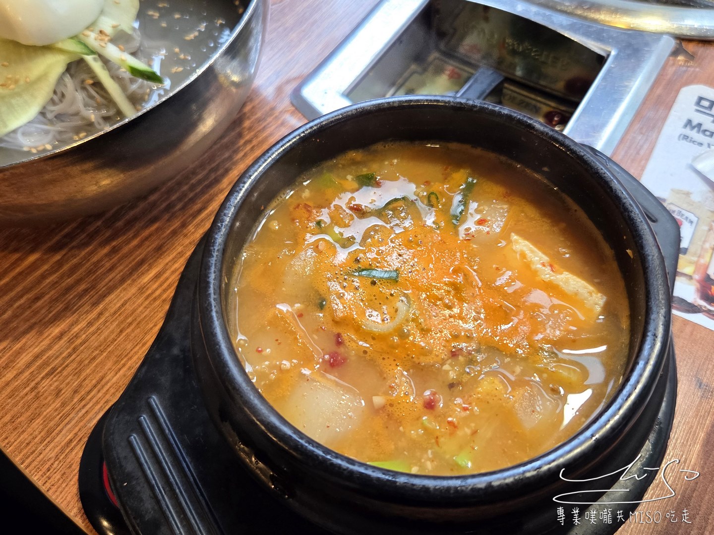 Mongvely|明洞烤肉吃到飽!牛肉無限續,台幣880冷麵、大醬湯、泡麵、飲料任你吃! - 第18張圖 Mongvely|明洞烤肉吃到飽!牛肉無限續,台幣880冷麵、大醬湯、泡麵、飲料任你吃!