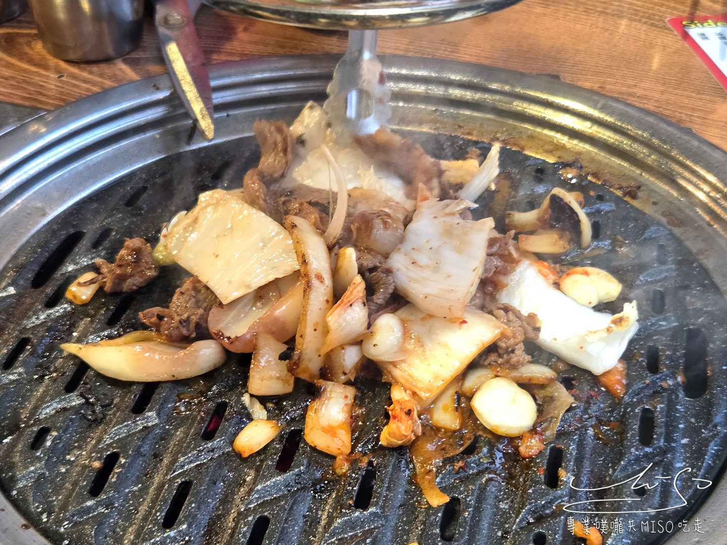 Mongvely|明洞烤肉吃到飽!牛肉無限續,台幣880冷麵、大醬湯、泡麵、飲料任你吃! - 第27張圖 Mongvely|明洞烤肉吃到飽!牛肉無限續,台幣880冷麵、大醬湯、泡麵、飲料任你吃!