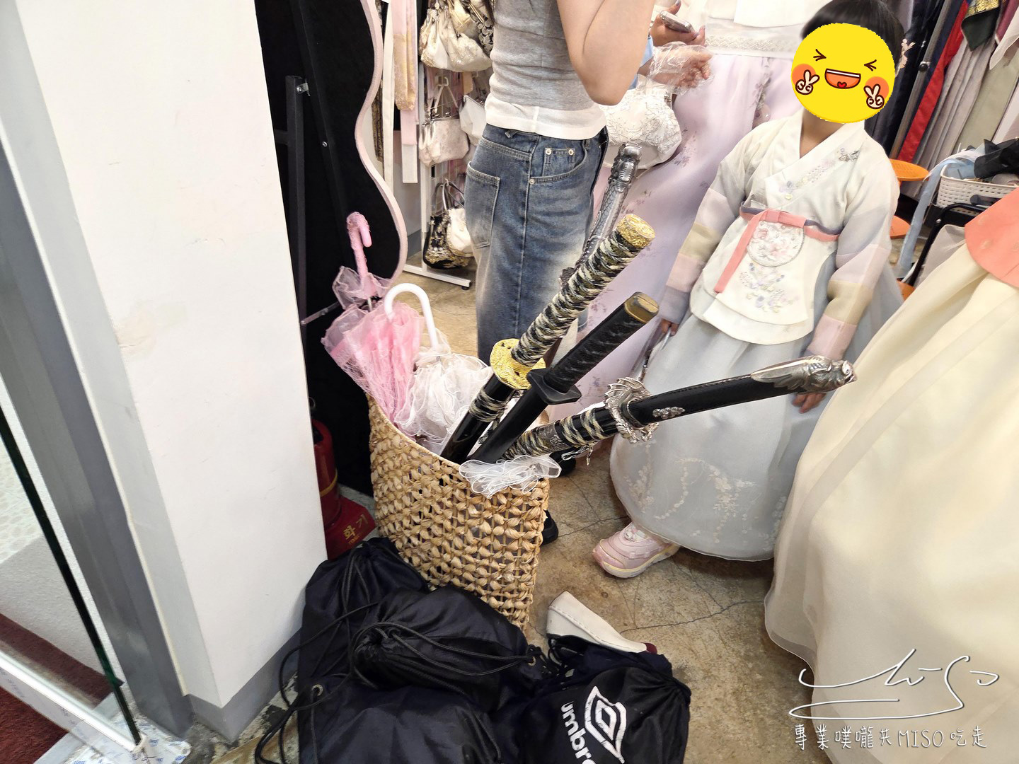首爾景福宮韓服推薦｜韓服STAR租借體驗，中文服務+造型攝影一次搞定，步行3分鐘抵達景福宮！